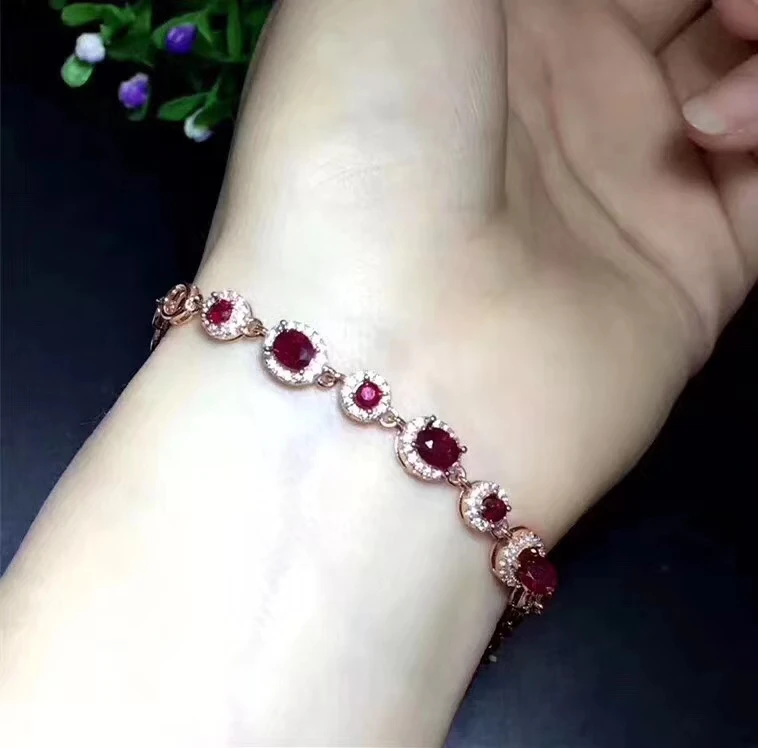 Bracelet en rubis rouge naturel avec pierres précieuses naturelles Bracelet rond élégant en argent