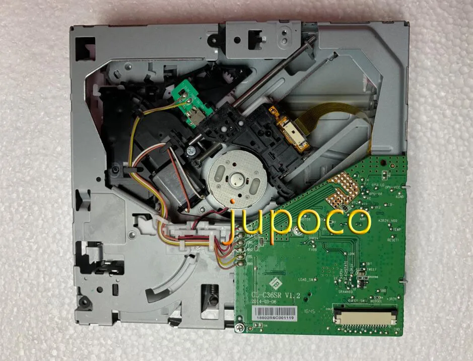 BRAND NEW AND ORIGINAL CD LOADER FOR VW AUDIO PLAYER VPFVNF-18C21-AK | Автомобили и мотоциклы