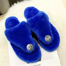 Women Slippers Rhinestone Luxury Design Short Plush Fur Ladies Warm Shoes Comfortable Leisure Shoes Chinelos Mulheres