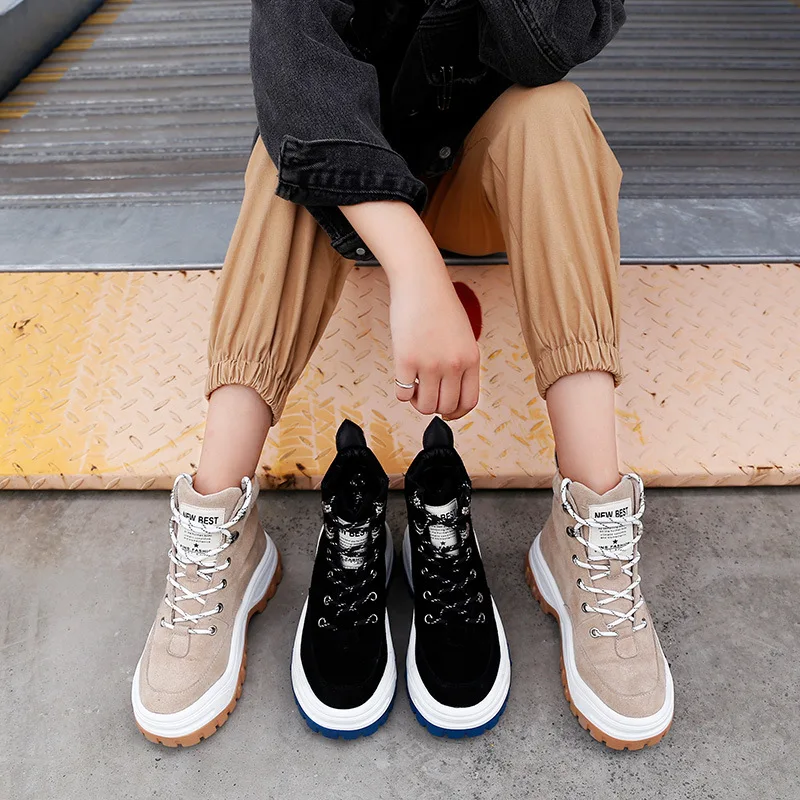 

2018 autumn new fashion simple color matching thick sole Martin boots women trend leather comfortable casual boots.