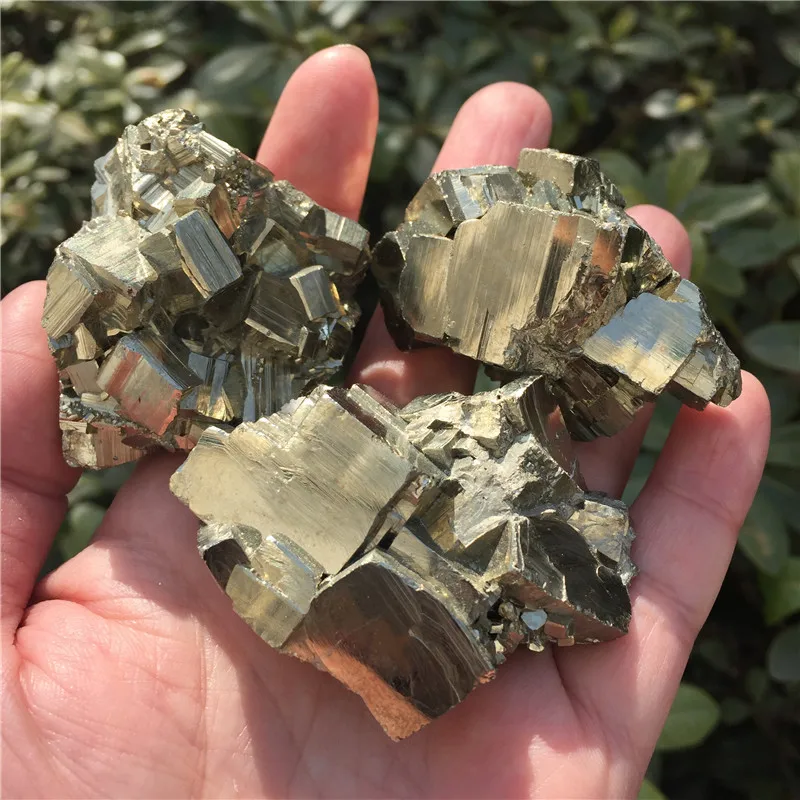 1 шт. натуральный медный колкомбиан минеральный образец Chalcopyrite хрустальный