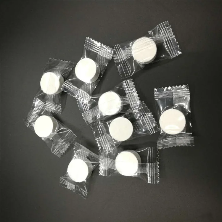 

100pcs Compressed towel 22 * 24cm Outdoor travel disposable towel Nonwoven Pill Towel Makeup Cleansing Towel