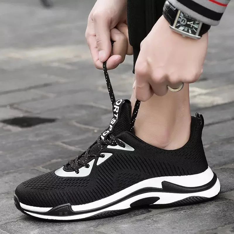 

to the fire Breathable mesh cloth shoes leisure boom in spring and summer men fly woven shoes running shoes