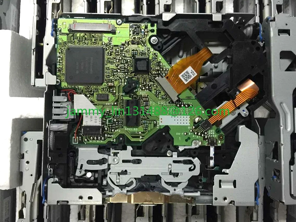 Discount Brand new Kewoo single DVD mechanism DVS-3010 DVS-3011 loader SF-HD4 laser for Nissan Infiniti Chvey Range car dvd player 1
