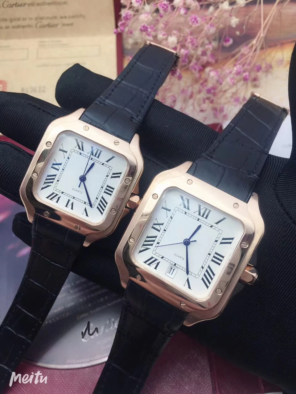 

2019 Luxury Brand New Men Watch Women Quartz Sapphire Stainless Steel Santos Watches Silver Gold White Black Leather AAA+
