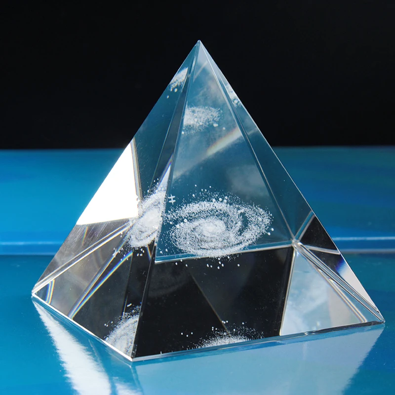 Высокое качество сверкающих 3D лазерной галактики Кристалл пирамиды Украшения украшение, статуэтки миниатюры аксессуары для украшения дома