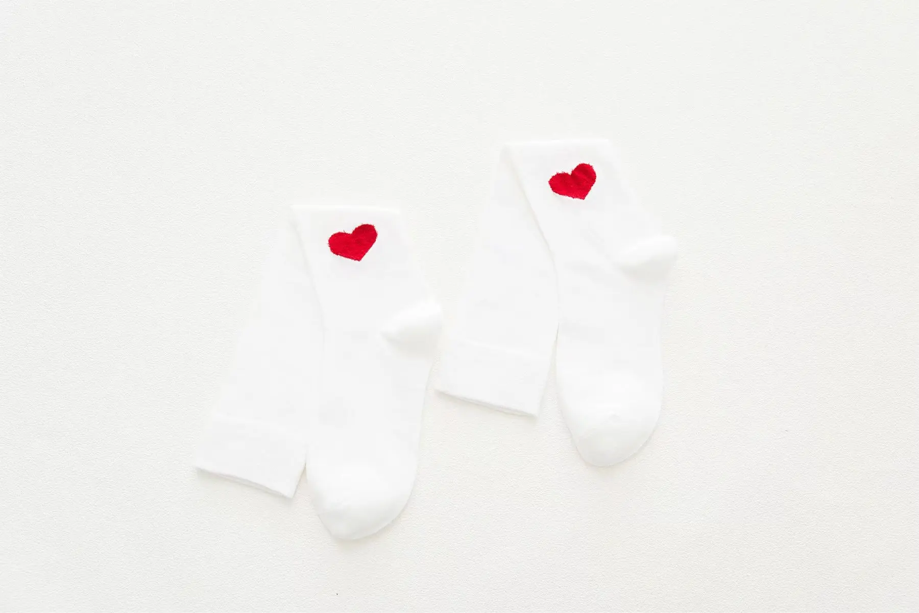 Новое поступление Осенняя мода принт Красное Сердце Длинные хлопковые носки сексуальные женские ниже колена высокие носки теплые чулки