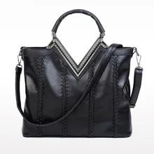 New Design V Shape Handbags Diamond Fashion Handbag Knitted Casual Messenger Bag Shoulder Strap Book Bag