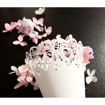 

50pcs Hollow Out Flower Tube Party White Paper DIY Wedding Scatter Flowers Party Confetti Cone Lightweight Wedding White Crafts