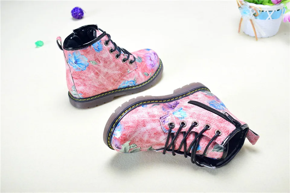 AOGT/ г. Новые весенние детские ботинки модные ботинки martin с цветочным принтом для девочек удобная детская обувь из искусственной кожи на молнии со шнуровкой для девочек