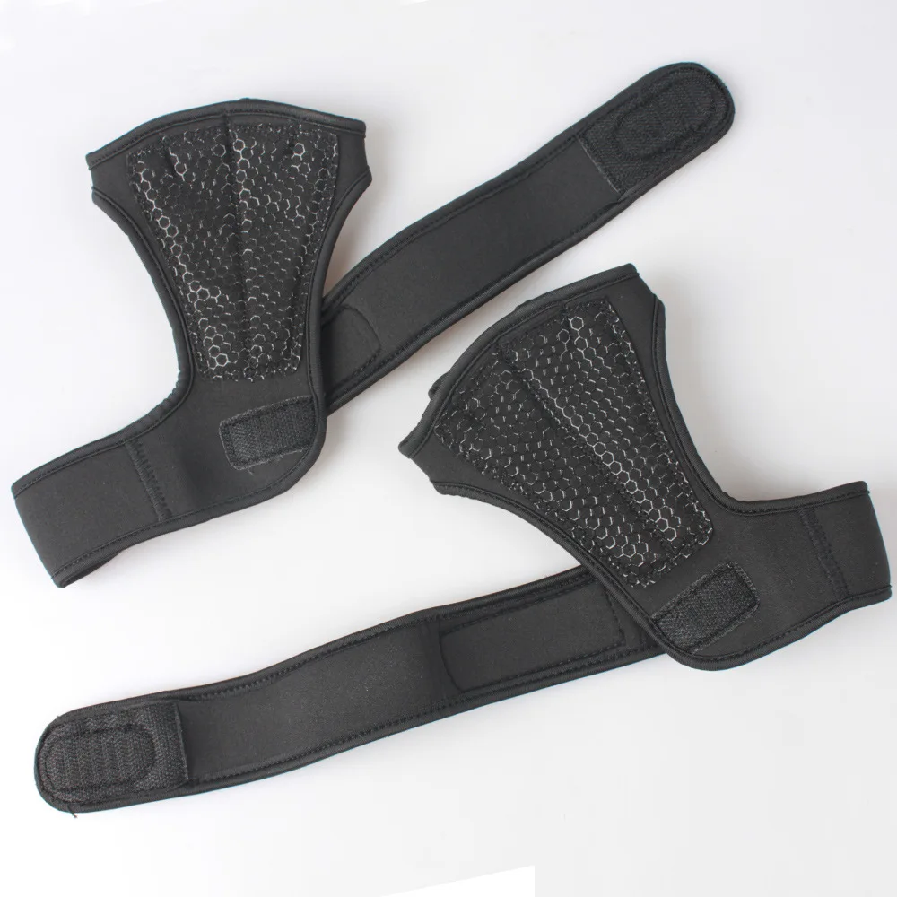 1pair Fitness Body Building Weight Lifting Glove Half Finger 4mm Cotton Pad Slip Breathable Dumbbells Wrist Sports Bracers Black 1pair Fitness Body Building Weight Lifting Glove Half Finger 4mm Cotton Pad Slip Breathable Dumbbells Wrist Sports Bracers Black