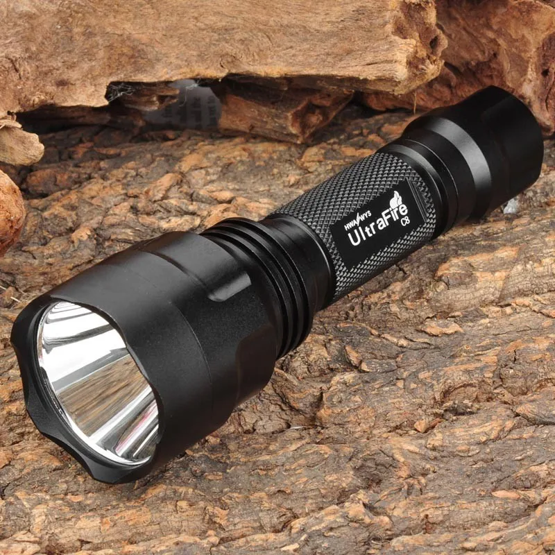 

C8 860lm Q5 5-Mode White Light LED Flashlight Torch LED Lamp + 18650 Battery +EU/ US Plug Charger