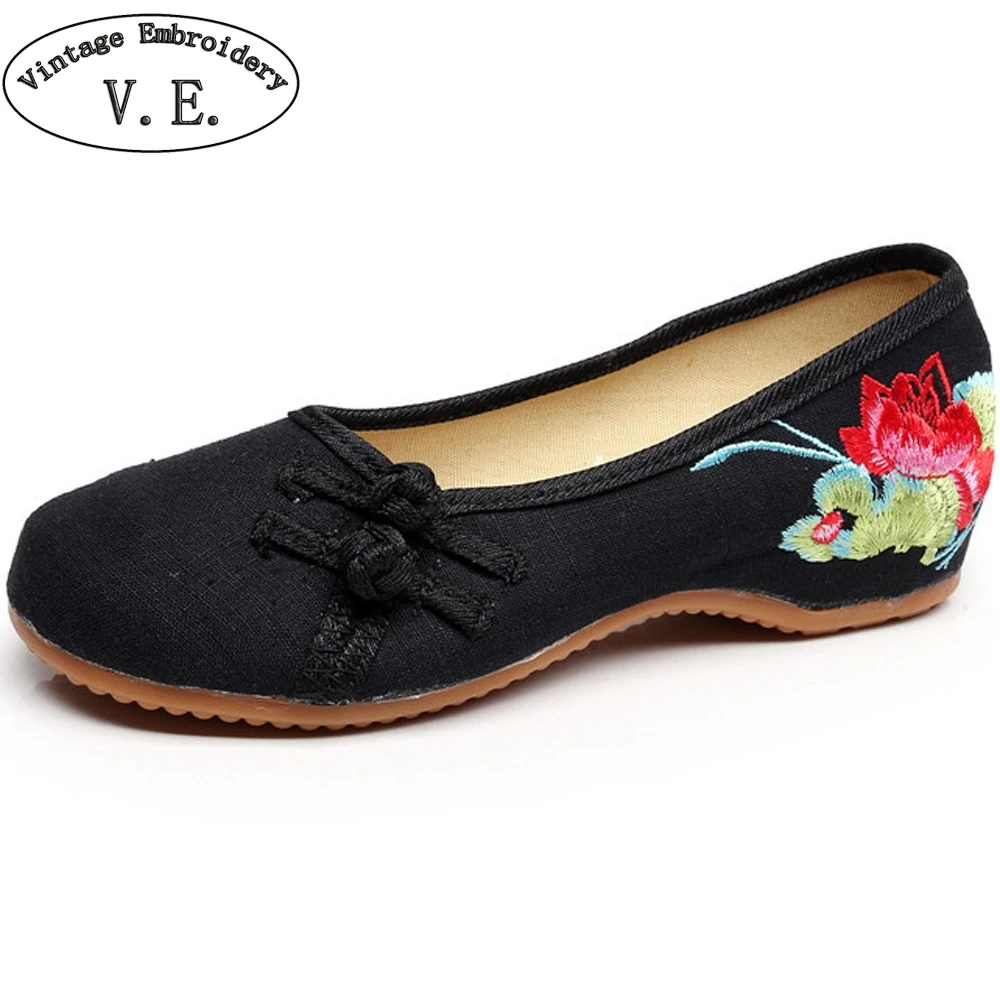 

National Women Shoes Flats Lotus Embroidery Slip On Canvas Simple Comfortable Old Peking Ballerina Shoes Woman Sapato Feminino