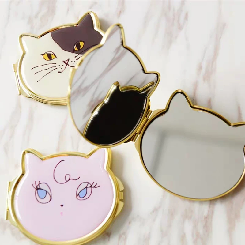 cat mirror2