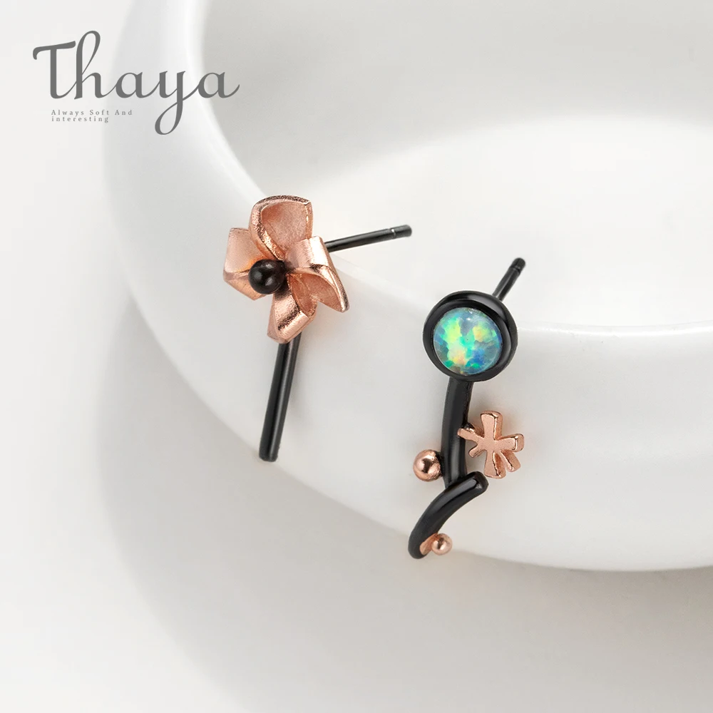 

Thaya Flower Fire Rose Gold Windmill Studs Black Blue Opal Earrings for Women Romantic Gift Silver s925 Silver Lucky Jewelry