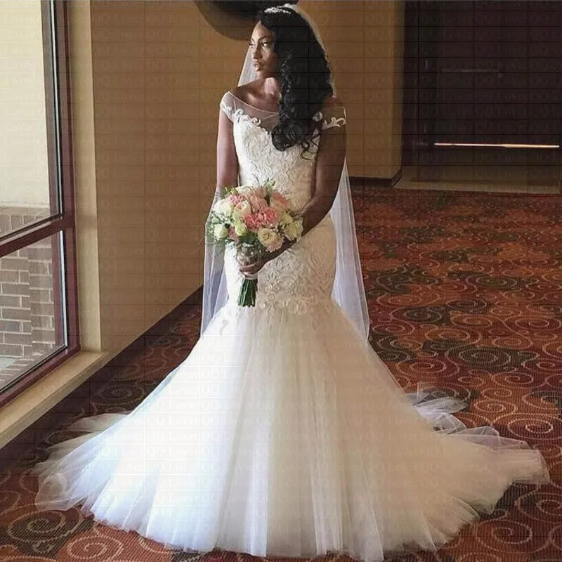

2019 New African Cap Sleeves Lace Mermaid Wedding Dress Boat Neck Bridal Gowns