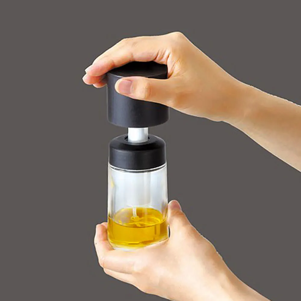 Oil Can Glass Pump Olive Oil Spraying BottleVinegar Cruet Bottle