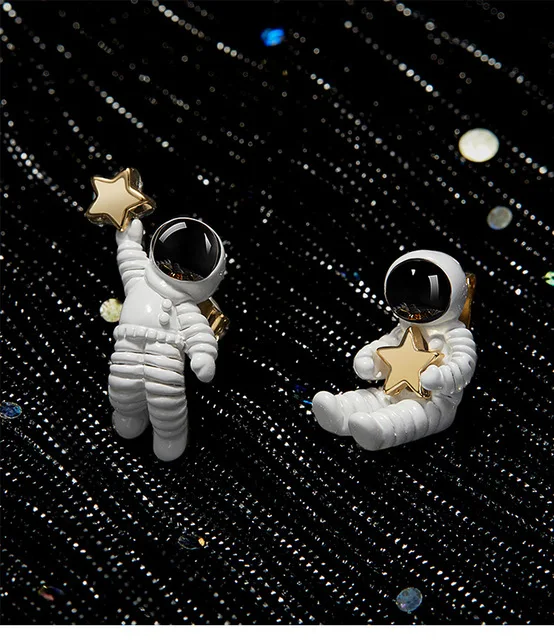 

Glam Cute Asymmetric Astronaut Star Stud Earrings Party Show Women Gift Top simple prom ins Korean Style Trending brincos