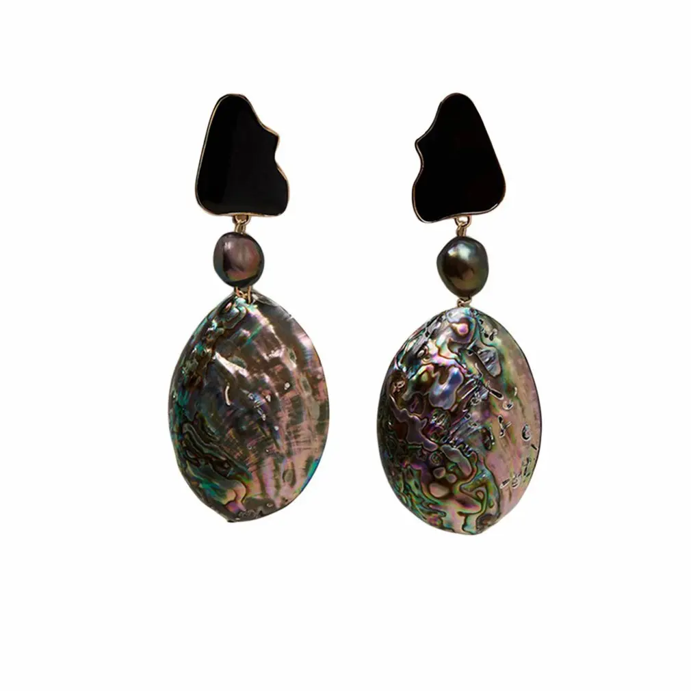 

New European And American Hot Natural Abalone Shell Earrings Temperament Fashion Pearl Earrings Irregular Alloy Earrings