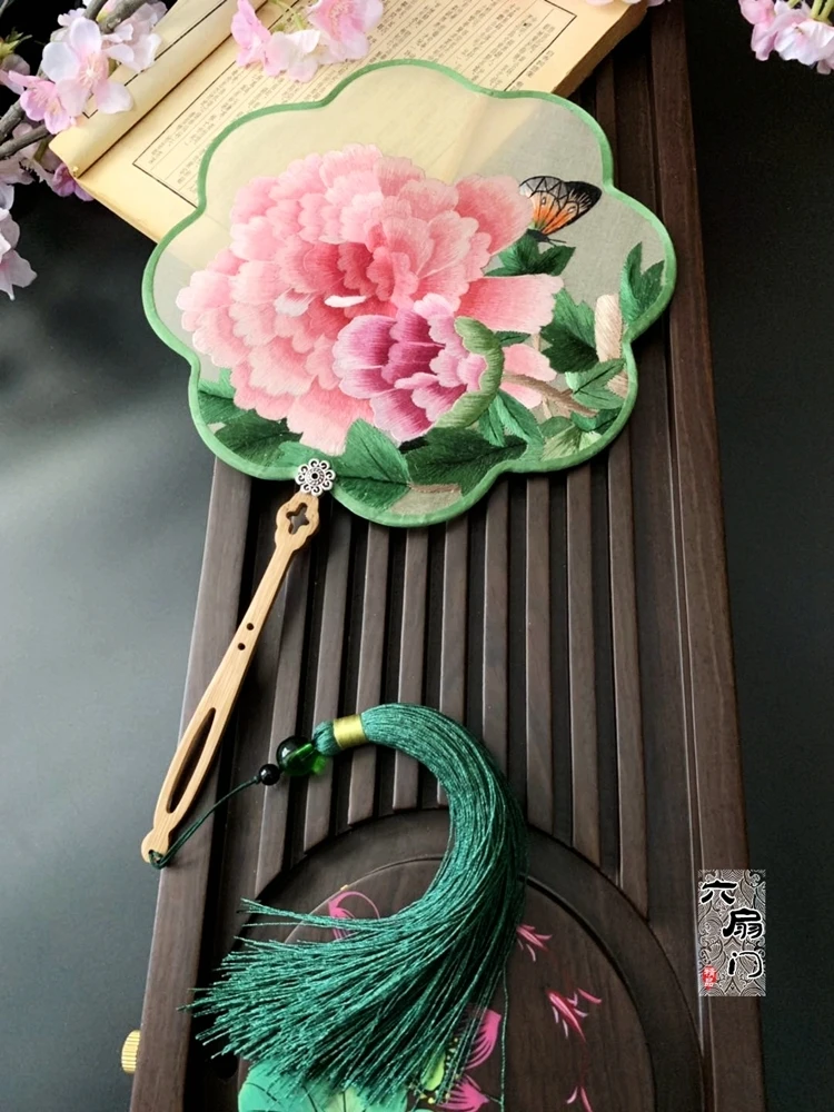 Шелковый веер вышивка танец двухсторонняя вышивка ручные вентиляторы Свадебные сувениры и подарки Китайский стиль винтаж Сучжоу вентилятор - Цвет: Intimate
