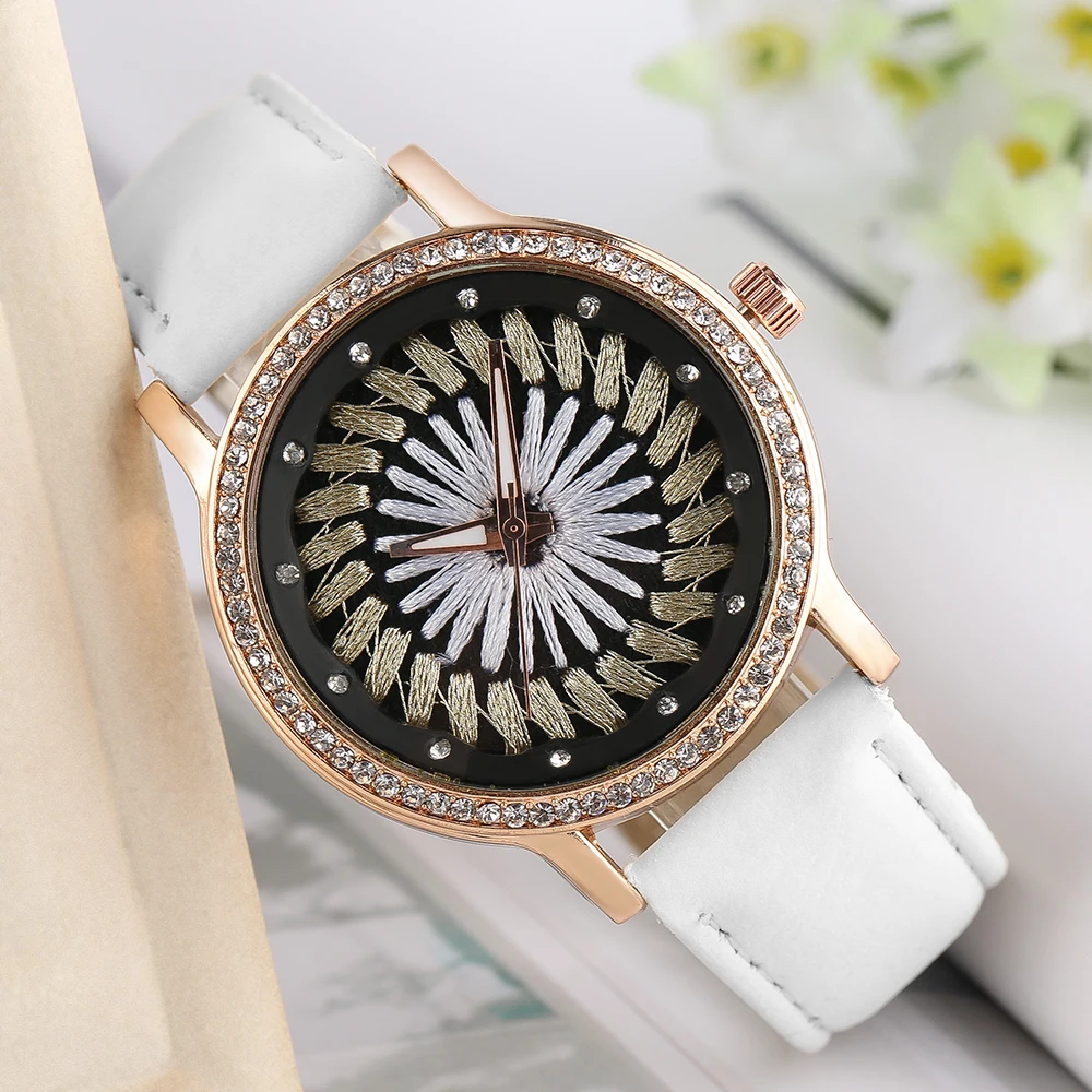 women watch (22)
