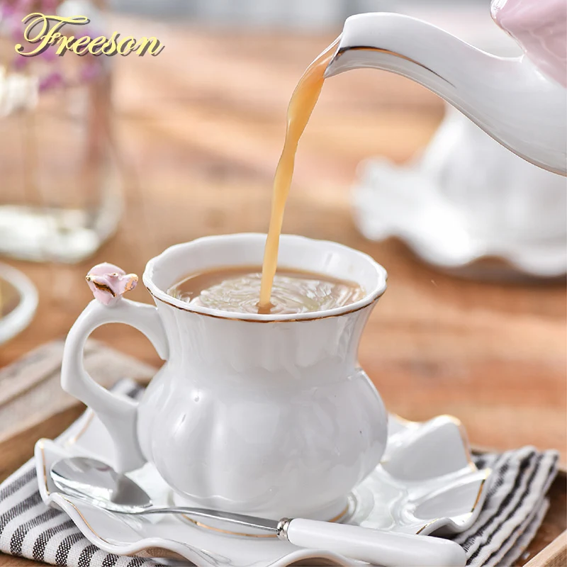 

Romantic Handmade Flower Bone China Coffee Cup Saucer Spoon Set 200ml Ceramic Teacup Europe Porcelain Tea Cup Cafe Drinkware