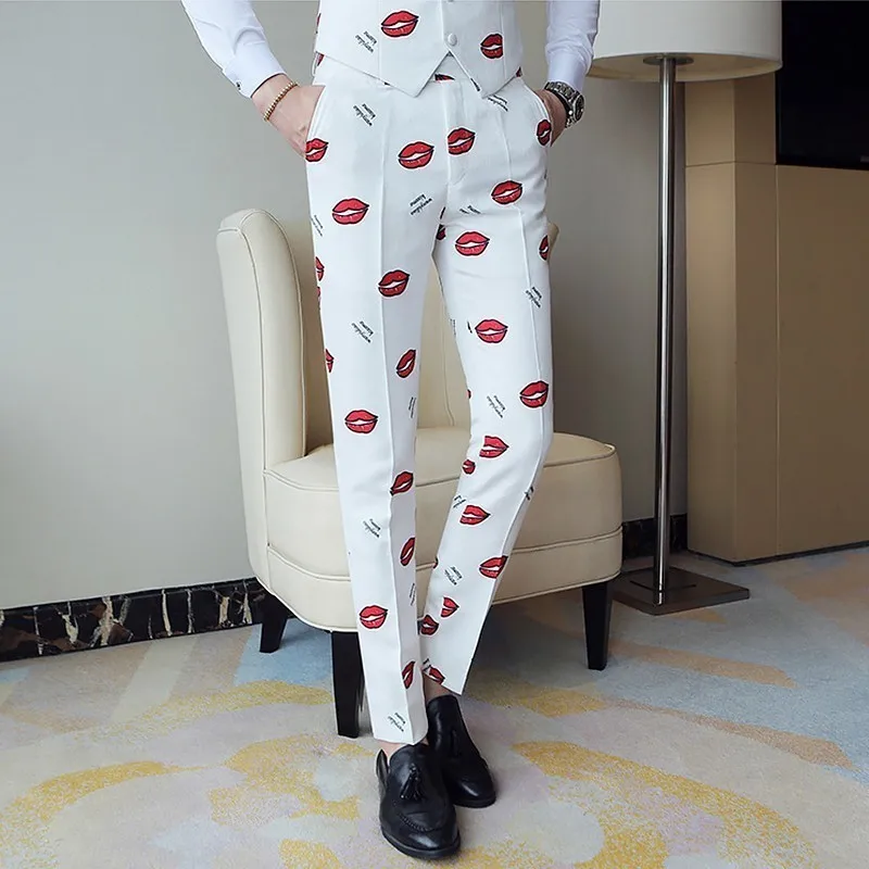 

Fancy Red Lip Dress Pant 2019 Brand Fashion Pantalon Homme Slim Fit Evening Dress Trousers Mens Pants Night Club Artist Clothing