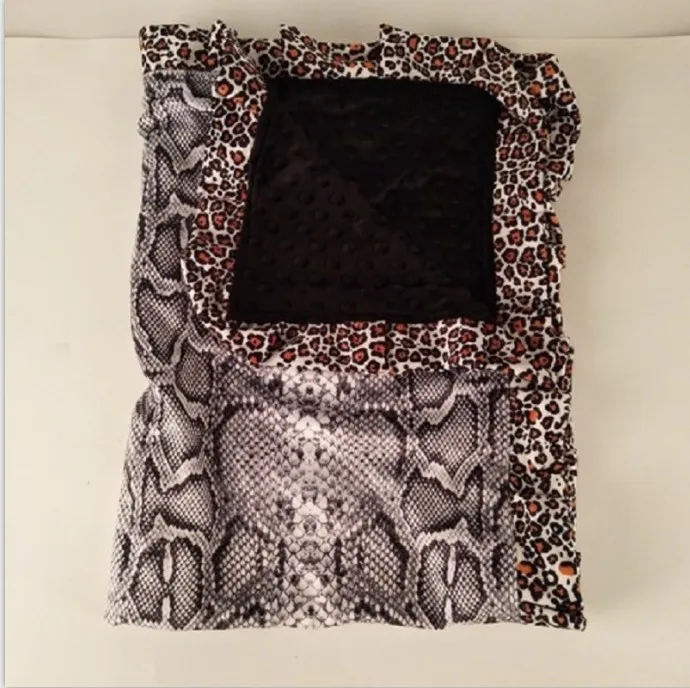 Одеяло с оборками и рисунком подсолнуха; леопардовое детское хлопковое стеганое одеяло с волнистым узором; детское одеяло с монограммой; ; DOM1310 - Цвет: snake