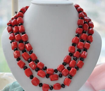 

Jewelr 004219 3strands massive red coral black agate NECKLACE