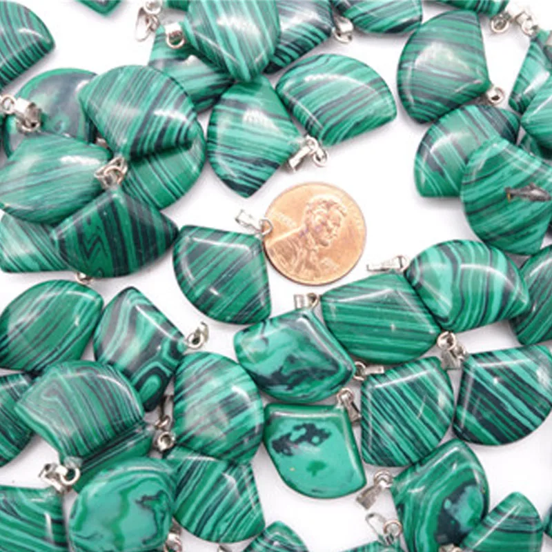 50PCS Wholesale Women Fashion Natural Semi-precious Stone Chakra Malachite Sector Pendant Charms Necklace Jewelry Free Shipping | Украшения
