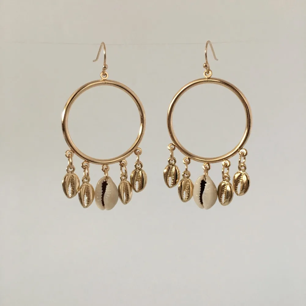

GIRLY EARRINGS GOLD COLOR PLATING METAL SHELL AND NATURAL SHELL CHARM DROP EARRINGS FOR WOMEN GIRL