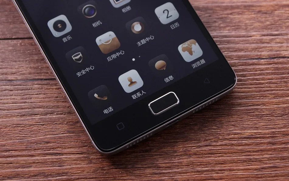 lenovo-vibe-p1-03