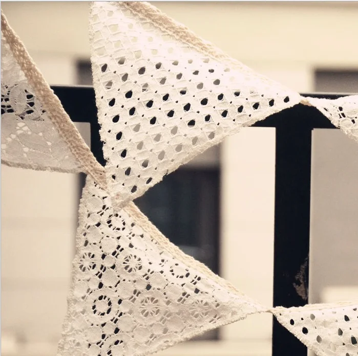 

2.5M White Lace Fabric Banner Pennant Wedding Flag Bunting Decor Vintage Party Birthday Wedding Garland Home Decoration
