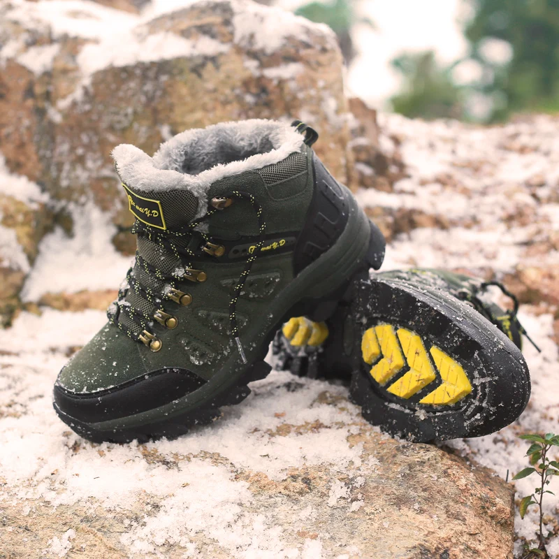 

Design new men's boots for men, special for mountaineering, winter snow boots thermal fur and plush lace high fashion me