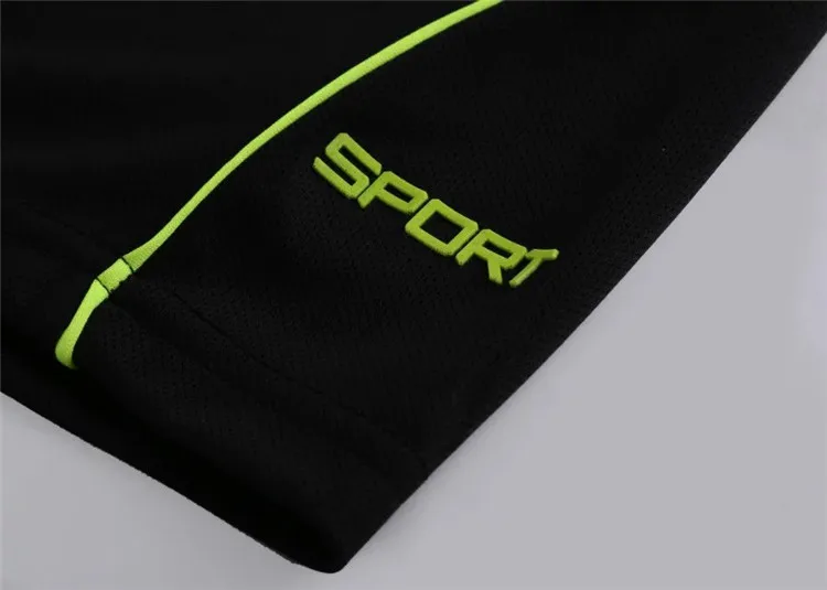 4365717944_1165946217