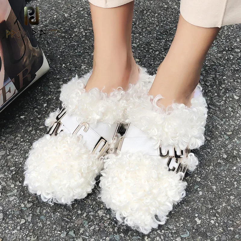 

Prova Perfetto 2018 Winter Fur Women's Slippers White Fashion Loafers Slip on Flat Outdoor Slippers With Furry And Buckle Shoes