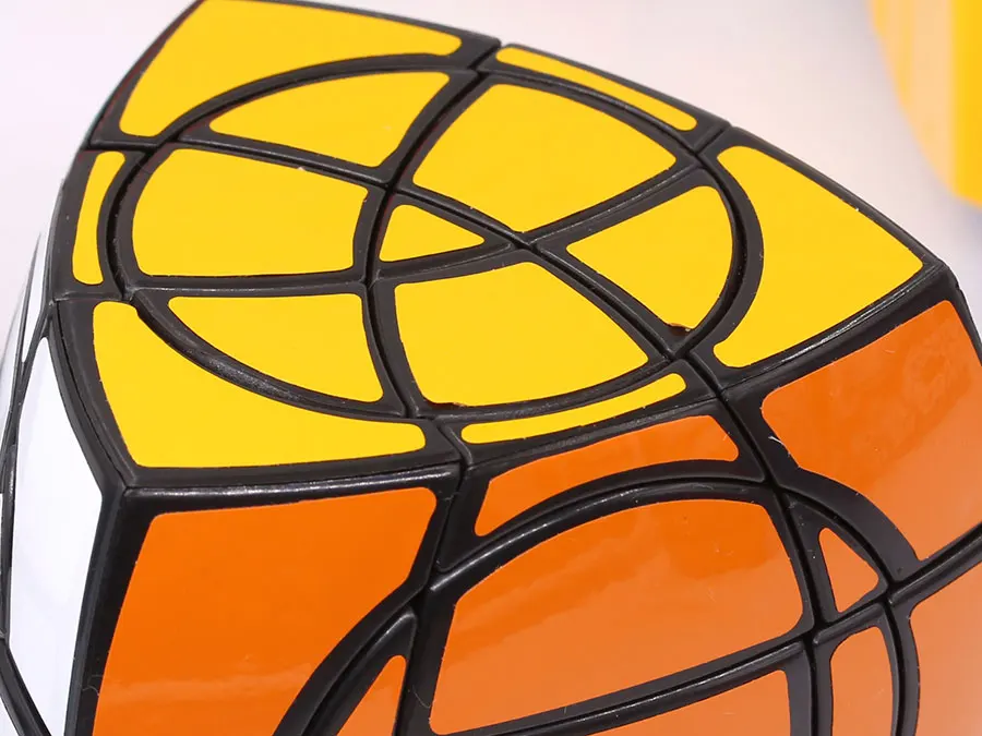 MF8-Crazy-Pentahedron-43