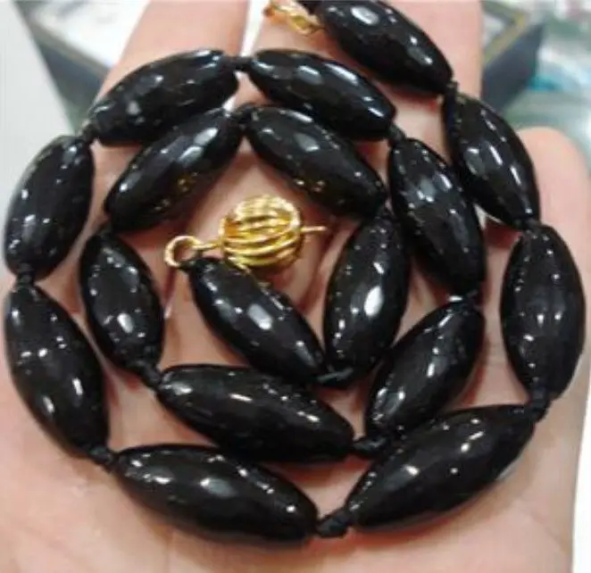 

Big 10x22mm Faceted Black Onyx Beads Necklace 18