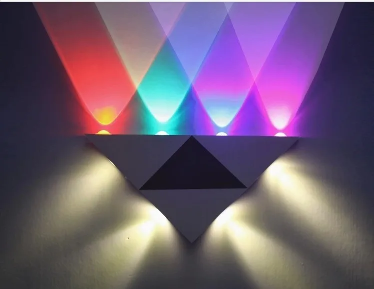 

The triangle lamp LED light aluminum wall lamp TV wall Lights triangle modern fashion factory direct wholesale lo1030