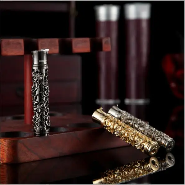 

HONEST Genuine Retro figured metal inflatable lighter, jade bamboo carving, hollow flame lighter gift package