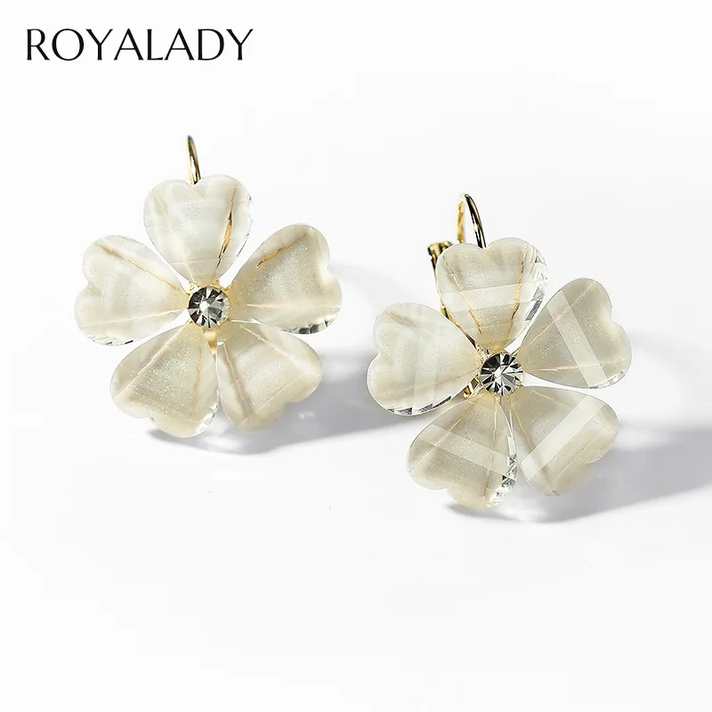 Трендовые милые серьги-гвоздики в форме цветка для женщин, черные, белые, милые серьги, модные ювелирные изделия для женщин, Brinco, для свадебной вечеринки