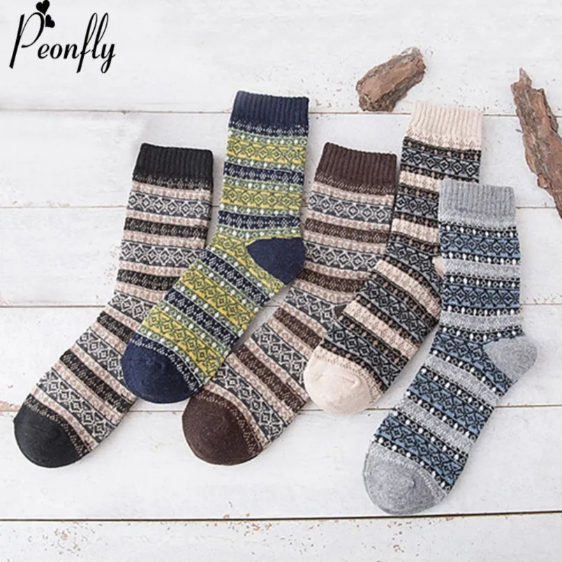 

PEONFLY Men Fashion National Wind Geometric Stripes Pattern Retro Cotton Socks Male Thicken Warm Casual Winter Male Happy Socks