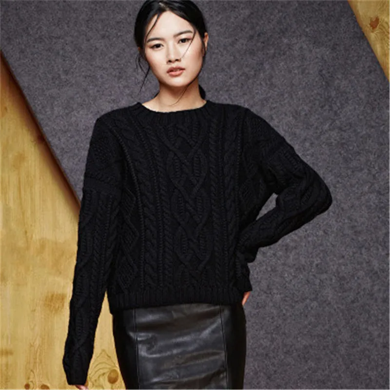  100%hand made pure wool Oneck twisted knit women streetwear solid loose short pullover sweater one&