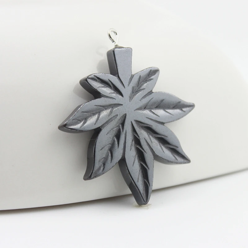 

fashion hot sale hematite leaf pendant accessories diy accessories HP1040