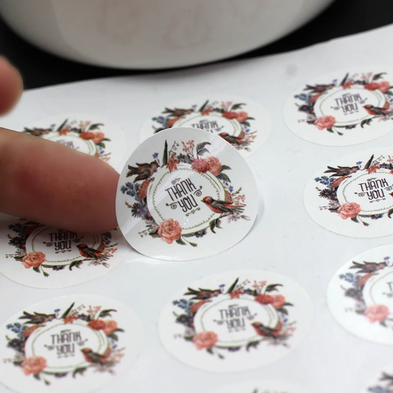

100PCS round PVC label self-adhesive sealing stickers self-adhesive DIY stickers creative personality custom LOGO