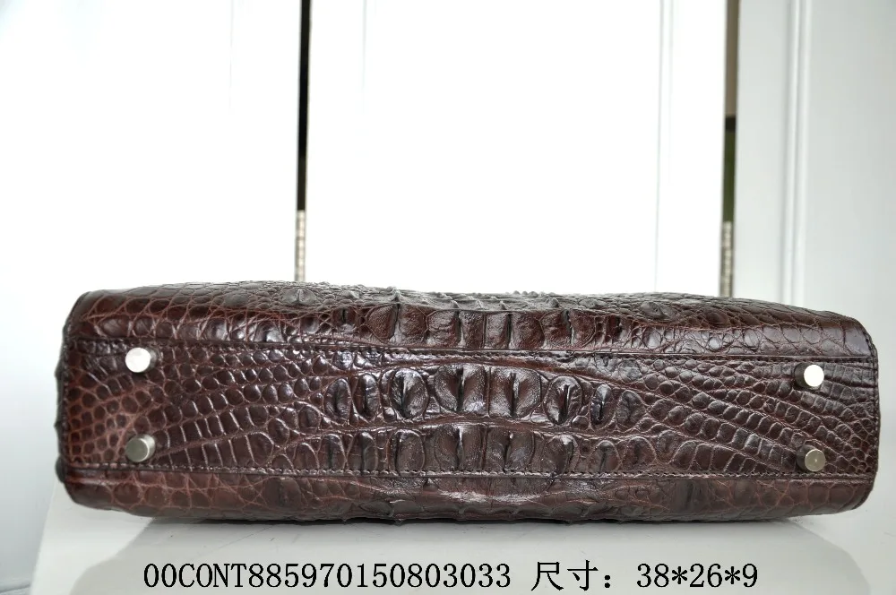 Рисунок 4 - Мужской портфель из натуральной кожи крокодила