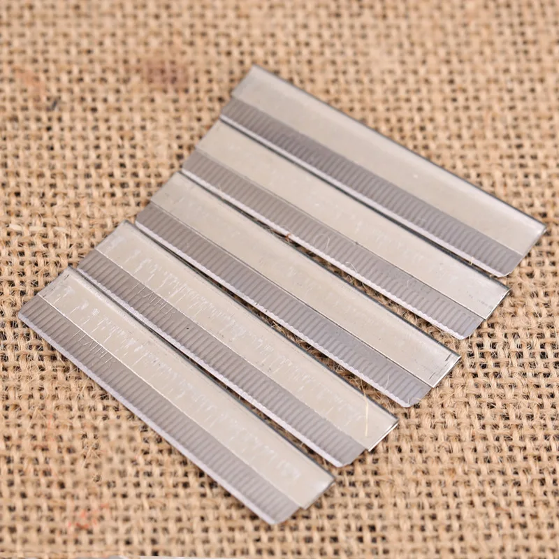 

10pcs Eyebrow knife studio makeup special eyebrow artifact stainless steel scraping eyebrow blade beauty makeup tools