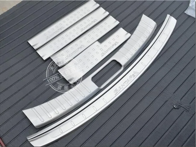 for Jeep Grand Cherokee Carbon Fiber Door Sill Protector Anti-Kick Scratch Welcome Pedals Guards Threshold Sticker with Word Diamond Blue 4Pcs