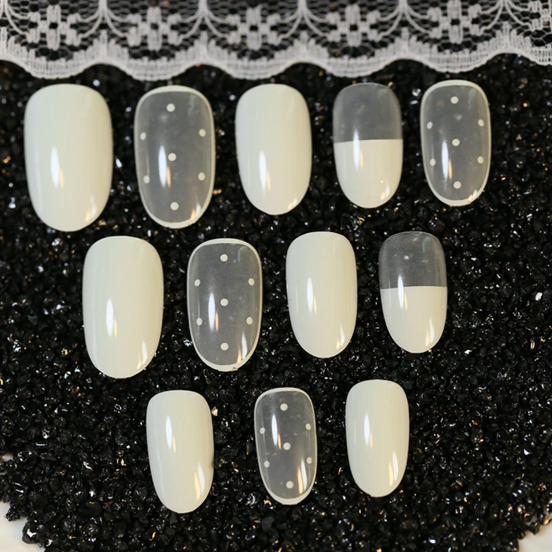 24pcs artificial nail tips transparent white fake nails with white Polka Dot through a