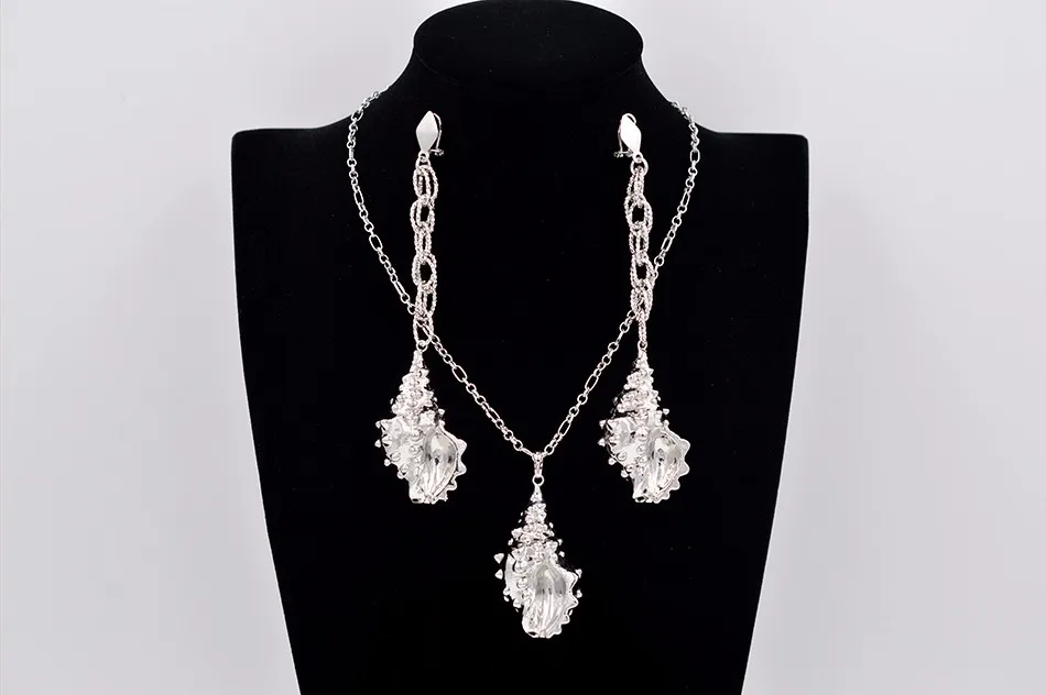 Jewelry sets (6)